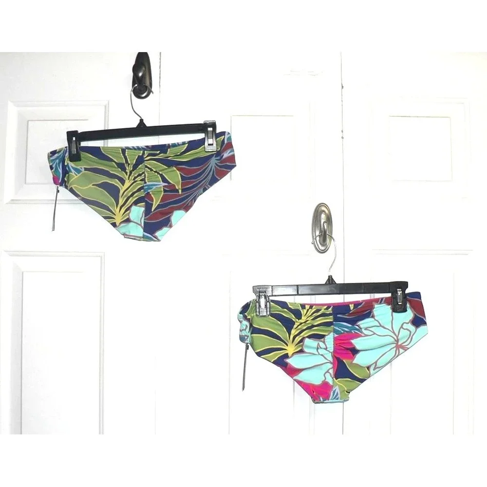 Vince Camuto Women's Shirred Back Bikini‎ Bottoms in Fiji Floral Medium